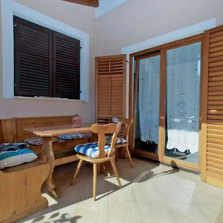Dragan 1834 Apartmán